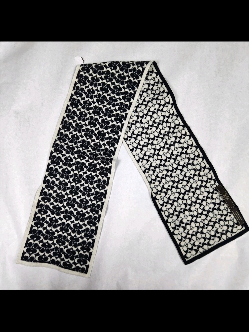 Coach Vintage cream and black monogram wool winter scarf - Picture 2 of 5